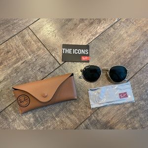 NWT Ray-Ban Retro Round Gold Metal Sunglasses Polarized RB3447